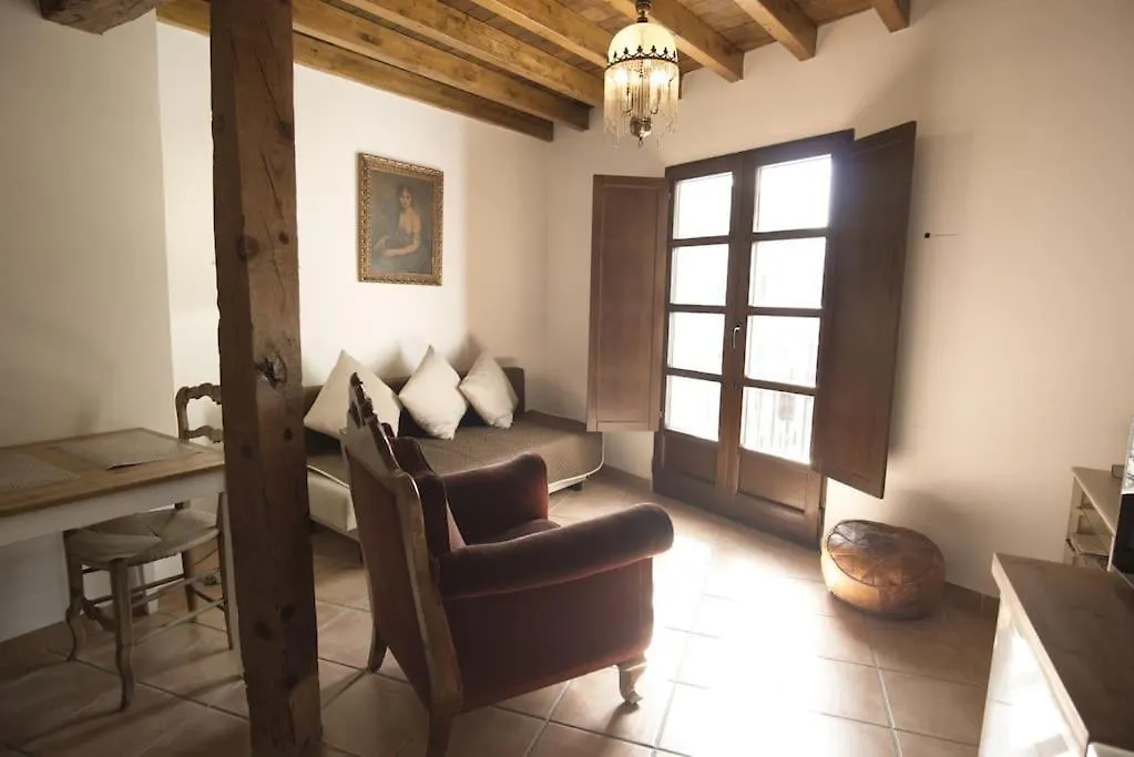 Cerca De La Alhambra, La Casa Del Cuento, Primero Granada 0*,  Spain